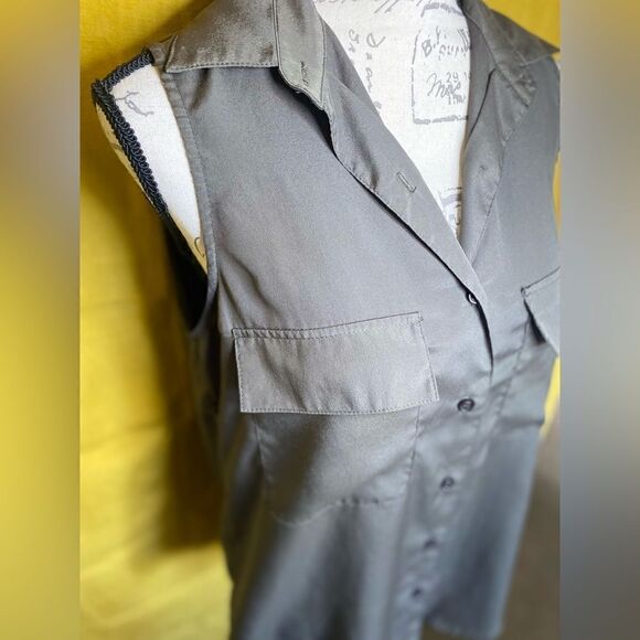 ModCloth Ark & Co Tops- small blouse (brown / green) - EUC - Picture 2 of 6